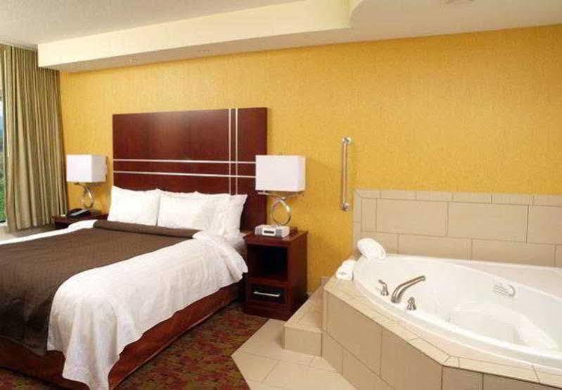 Springhill Suites Pigeon Forge Exterior foto